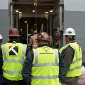 thackray crane penns landing thackray crew alongside uss sommerset