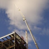 thackray-crane-rental-supporting-beams-at-new-temple-university-hospital