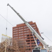 Thackray Crane Installs the Giant Philly Menorah at Independence Mall - 10