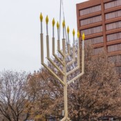 Thackray Crane Installs the Giant Philly Menorah at Independence Mall - 9
